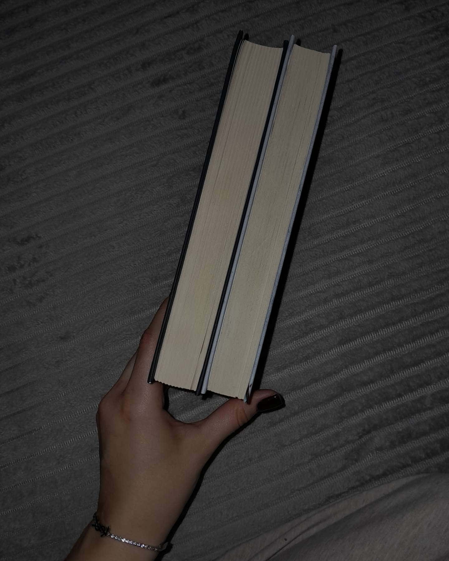 Якби він був зі мною, Якби ж я сказав їй-Лора Новлін