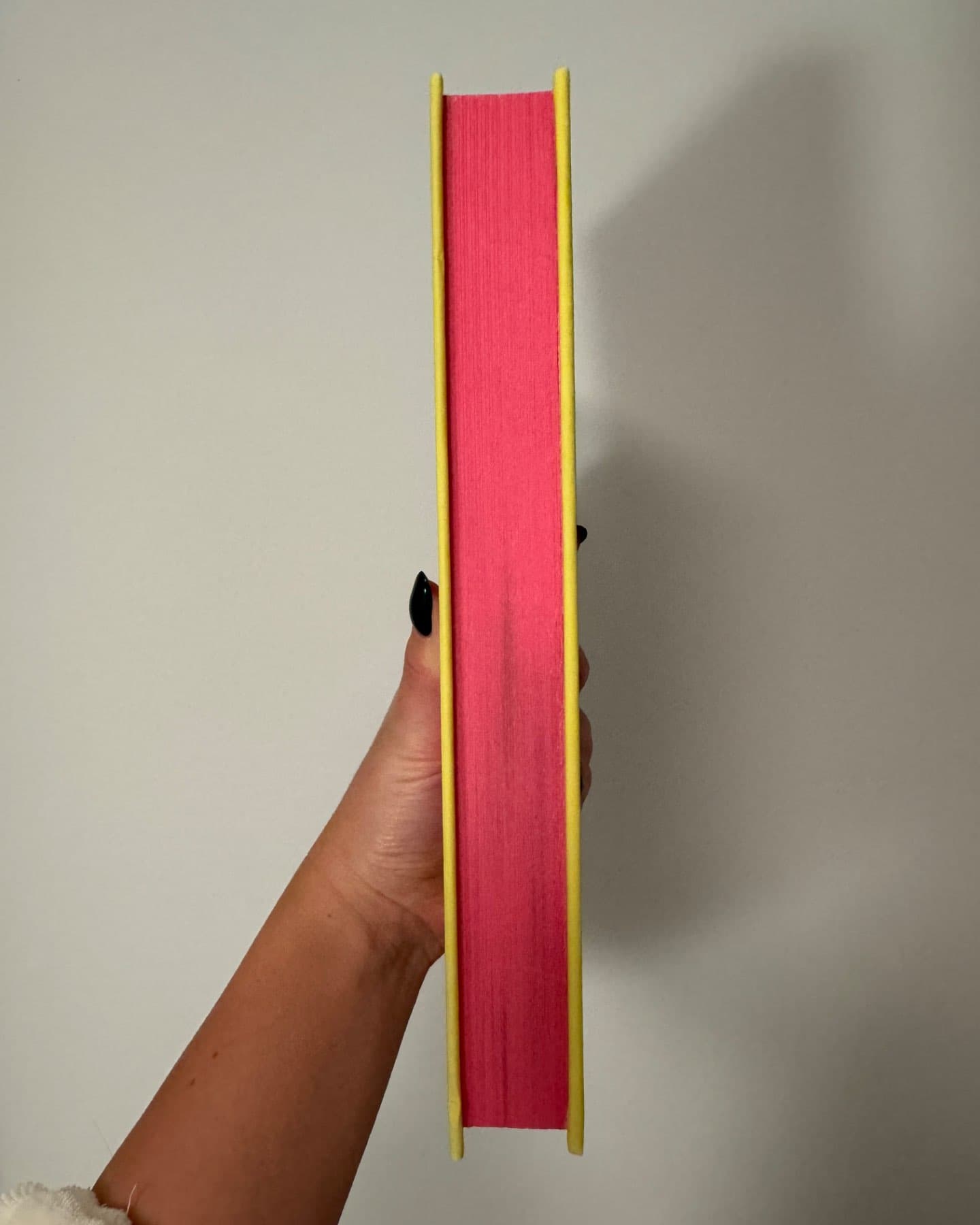 Я рада, що моя мама померла-Дженнет Маккарді