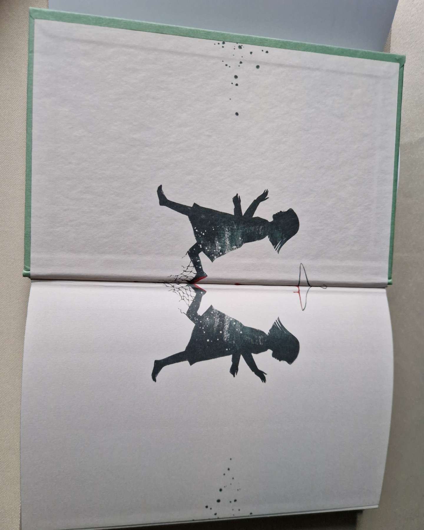 Веріті-Коллін Гувер