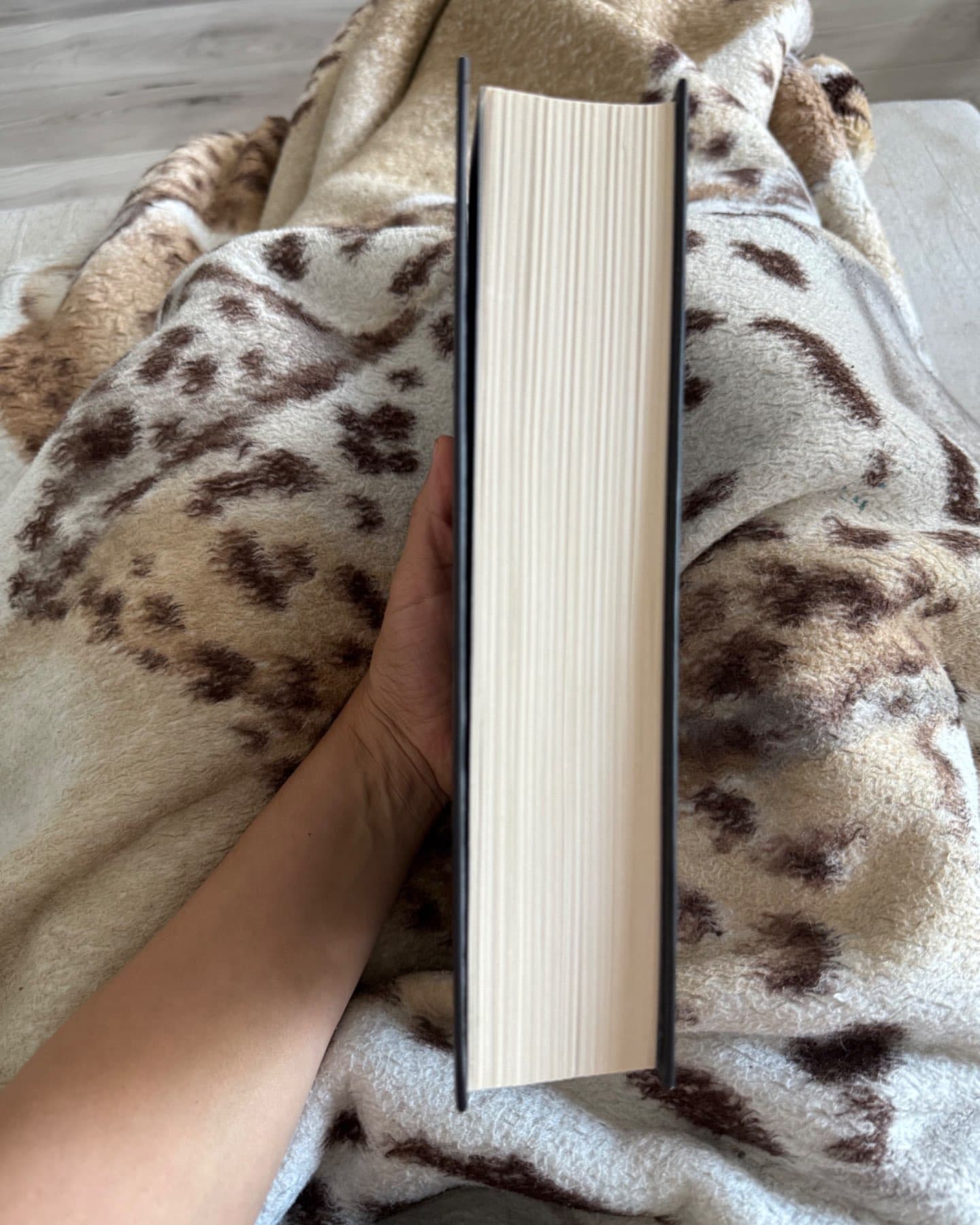 Провулок Світлячків. Книга 1-Крістін Генна