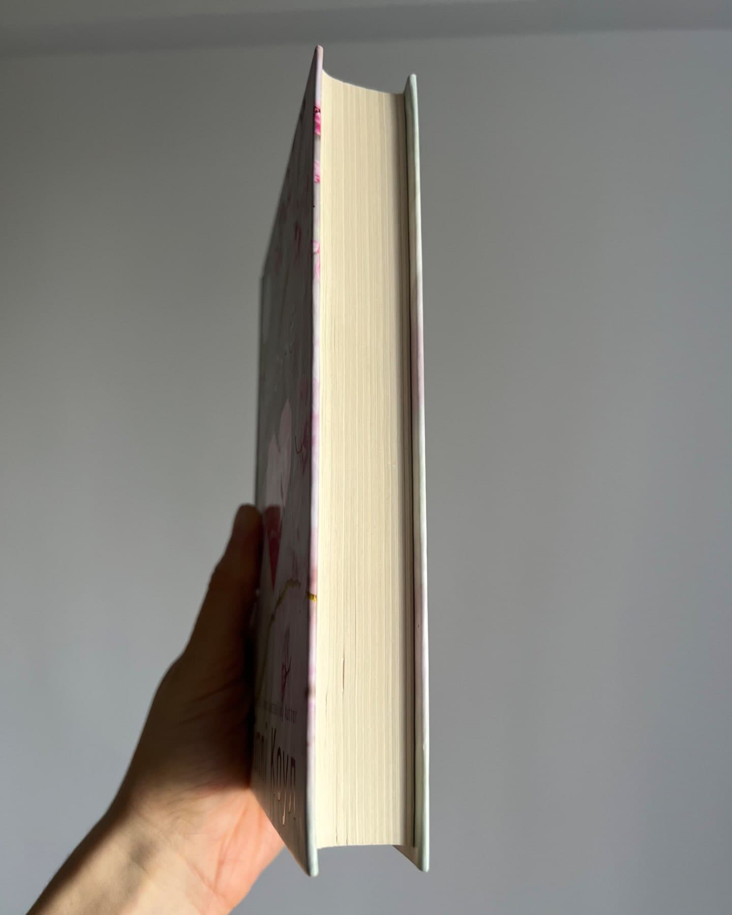 Тисяча пам'ятних поцілунків, Тисяча друзок-Тіллі Коул