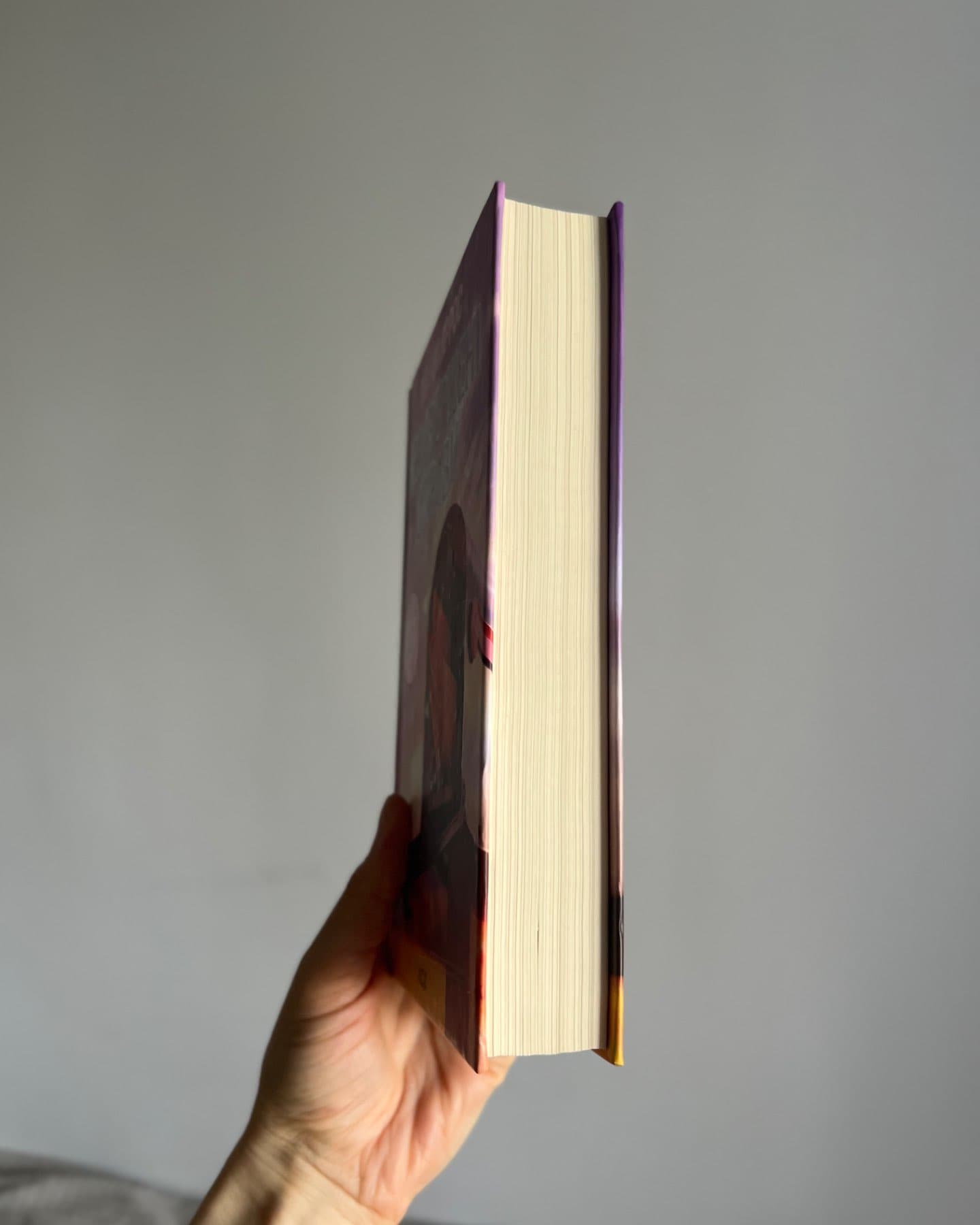 Незавершені справи-Ребекка Яррос