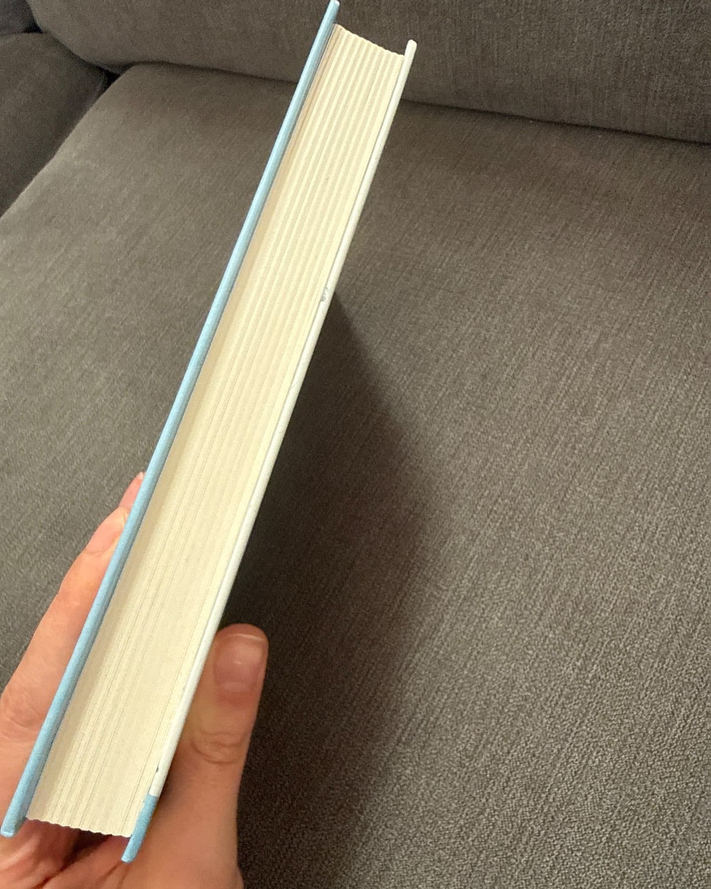 Камінь. Ножиці. Папір-Еліс Фіні